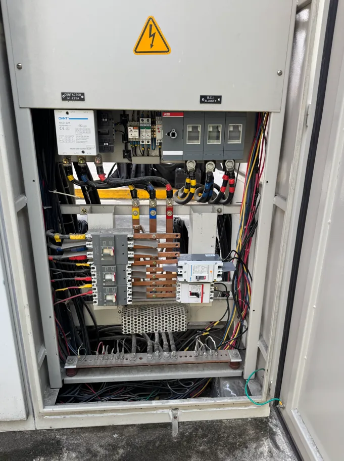 Eléctrica 4